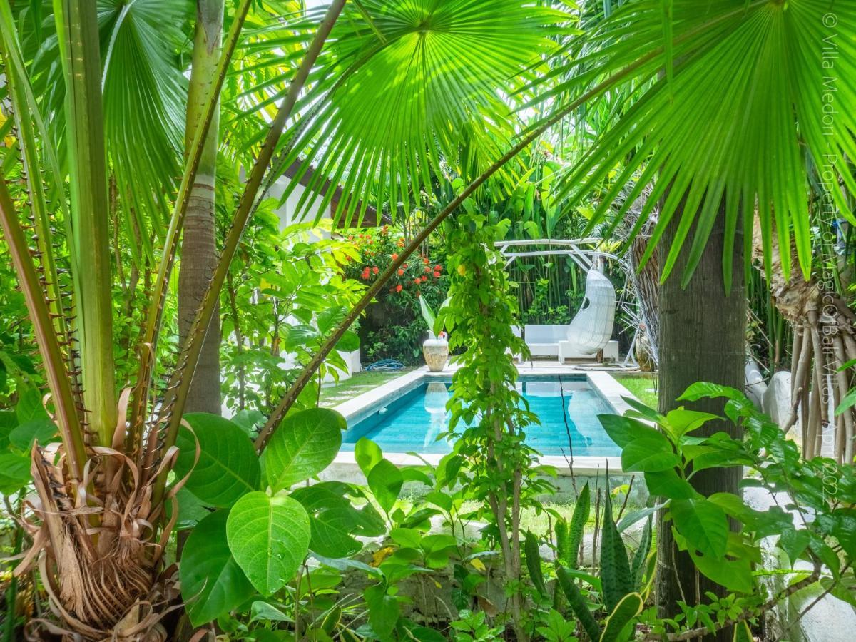 Villa Enjoy - Seminyak Center Luaran gambar
